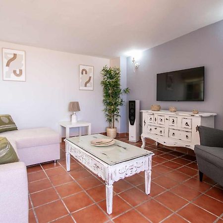 Lor Pintada Apartment Нерха Екстер'єр фото